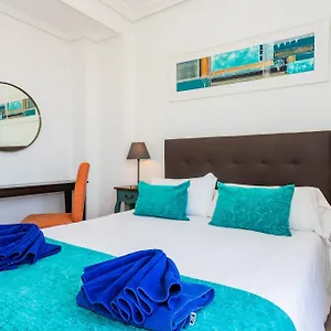 Pluton Apartment